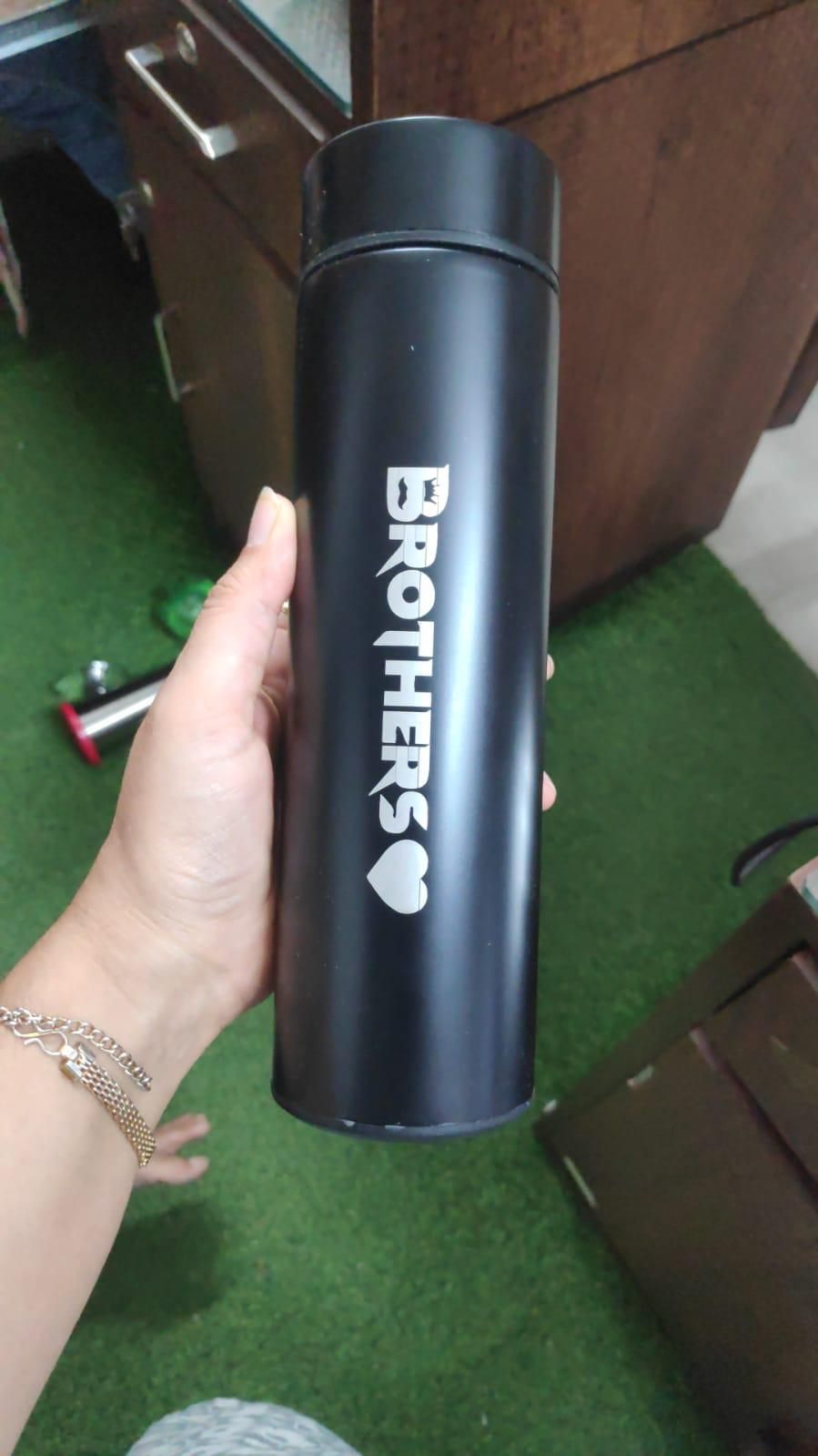 Brother Temp Bottle With 2 Rakhi (Pack of 1) www.trikaro.com