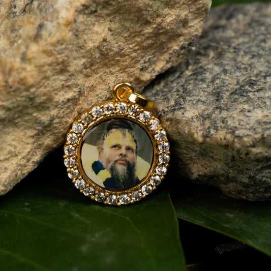 Premanand Maharaj With chain, Pack of 1 www.trikaro.com