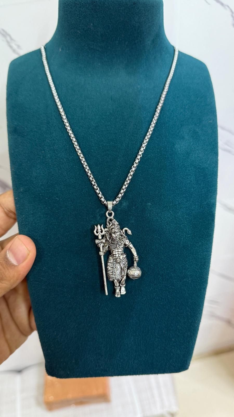 Shivji Pendent With Chain www.trikaro.com