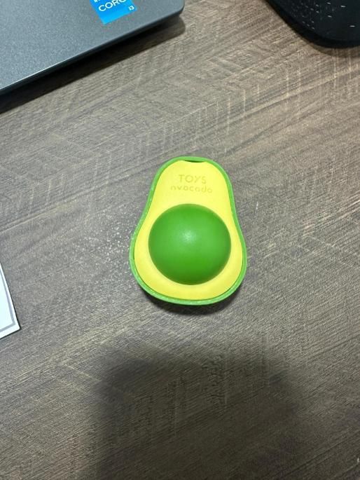 Catnip Minty Avocado Ball Toy www.trikaro.com