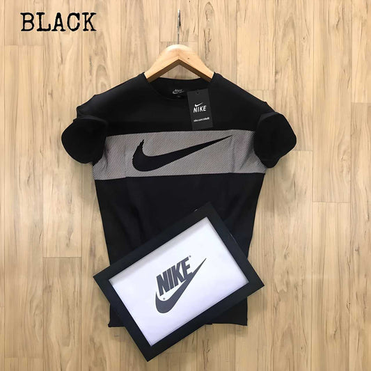 Nike Black Half Sleeves T-Shirt by www.trikaro.com