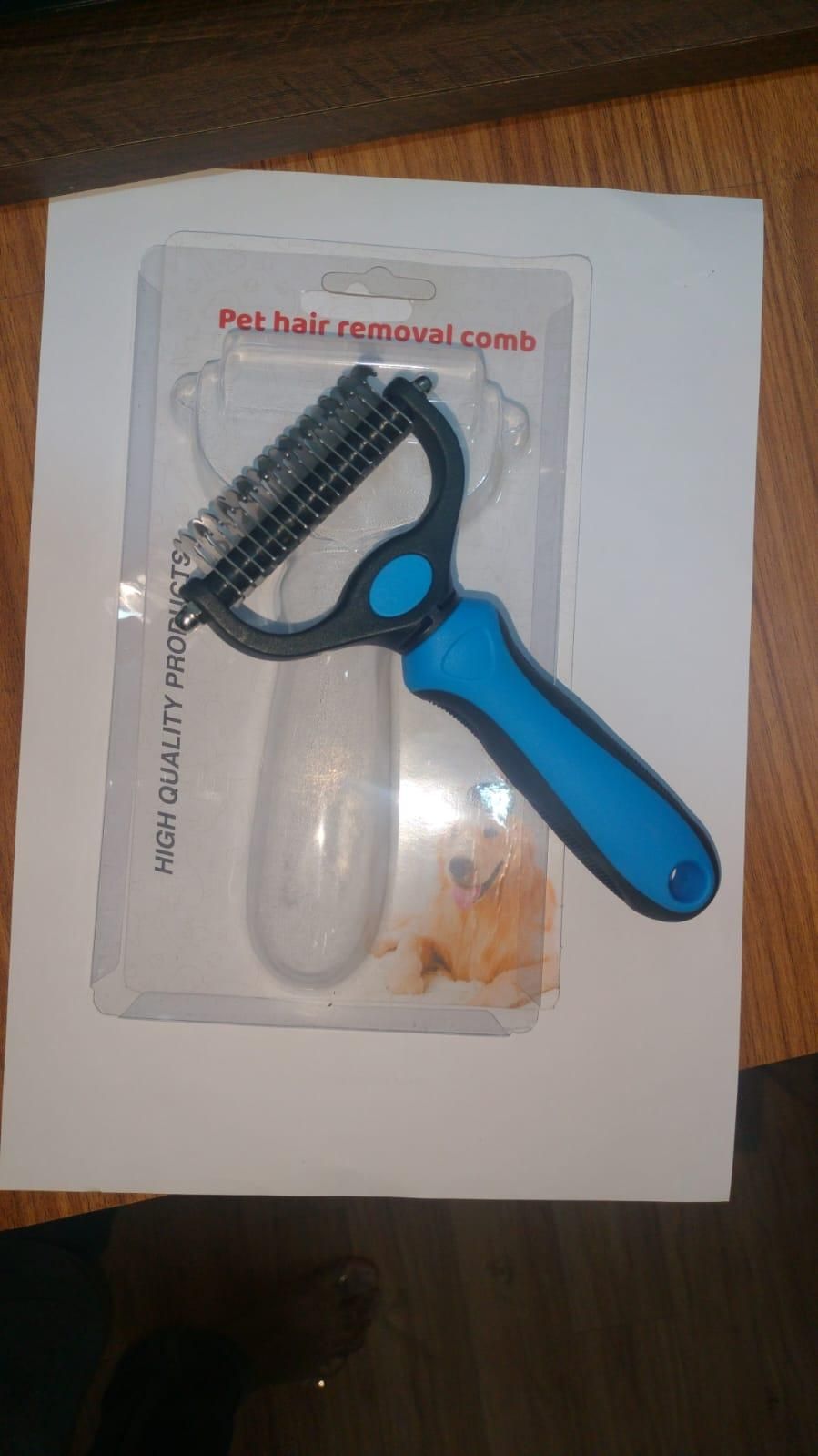 2 in 1 Deshedding Grooming Undercoat Brush www.trikaro.com