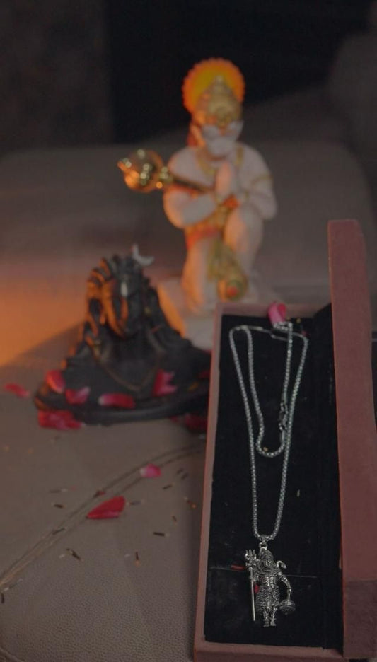 Shivji Pendent With Chain www.trikaro.com
