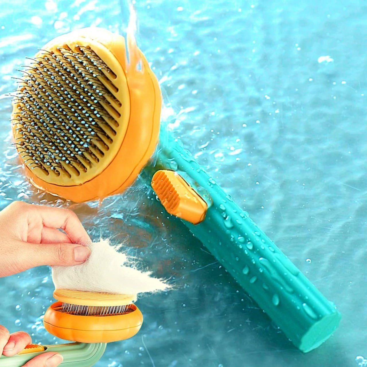 Self Cleaning Dog & Cat Comb www.trikaro.com