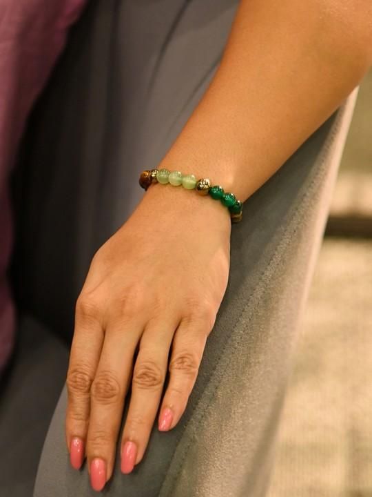 Dhan Yog Elasticated Bracelet www.trikaro.com